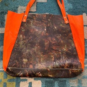 Y2K era camo and neon orange American apparel leather tote